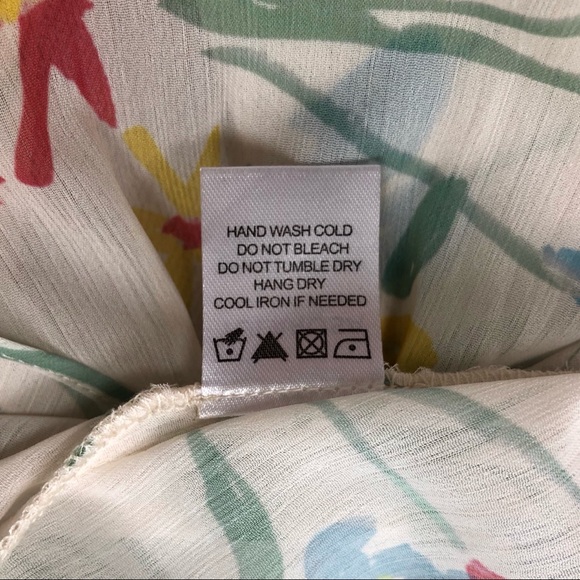 ❤️ TULAROSA ❤️  JoJo Floral Flutter Sleeve Blouse - Picture 8 of 9